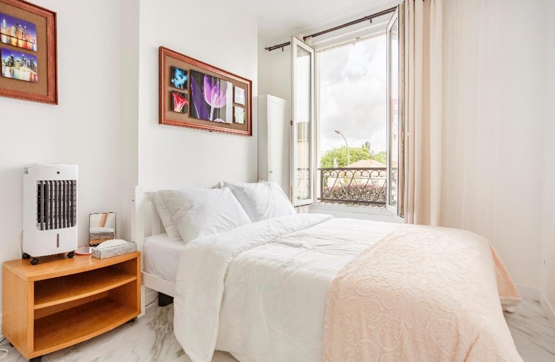 Paris Tourist Apartment, France สแตงส์ ภายนอก รูปภาพ