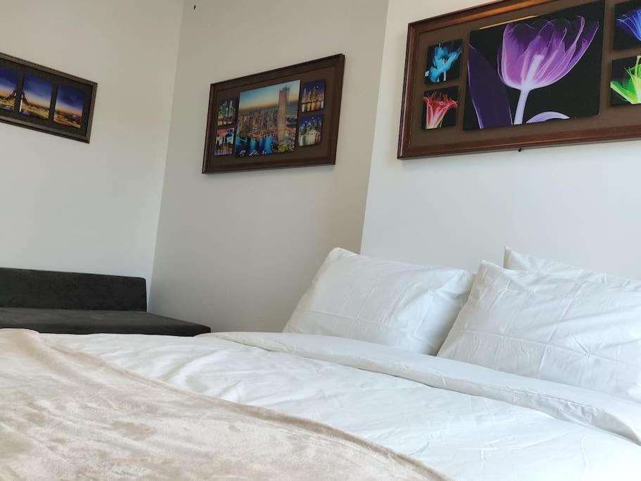Paris Tourist Apartment, France สแตงส์ ภายนอก รูปภาพ
